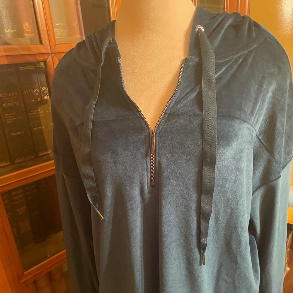 Nine West active hoodie
